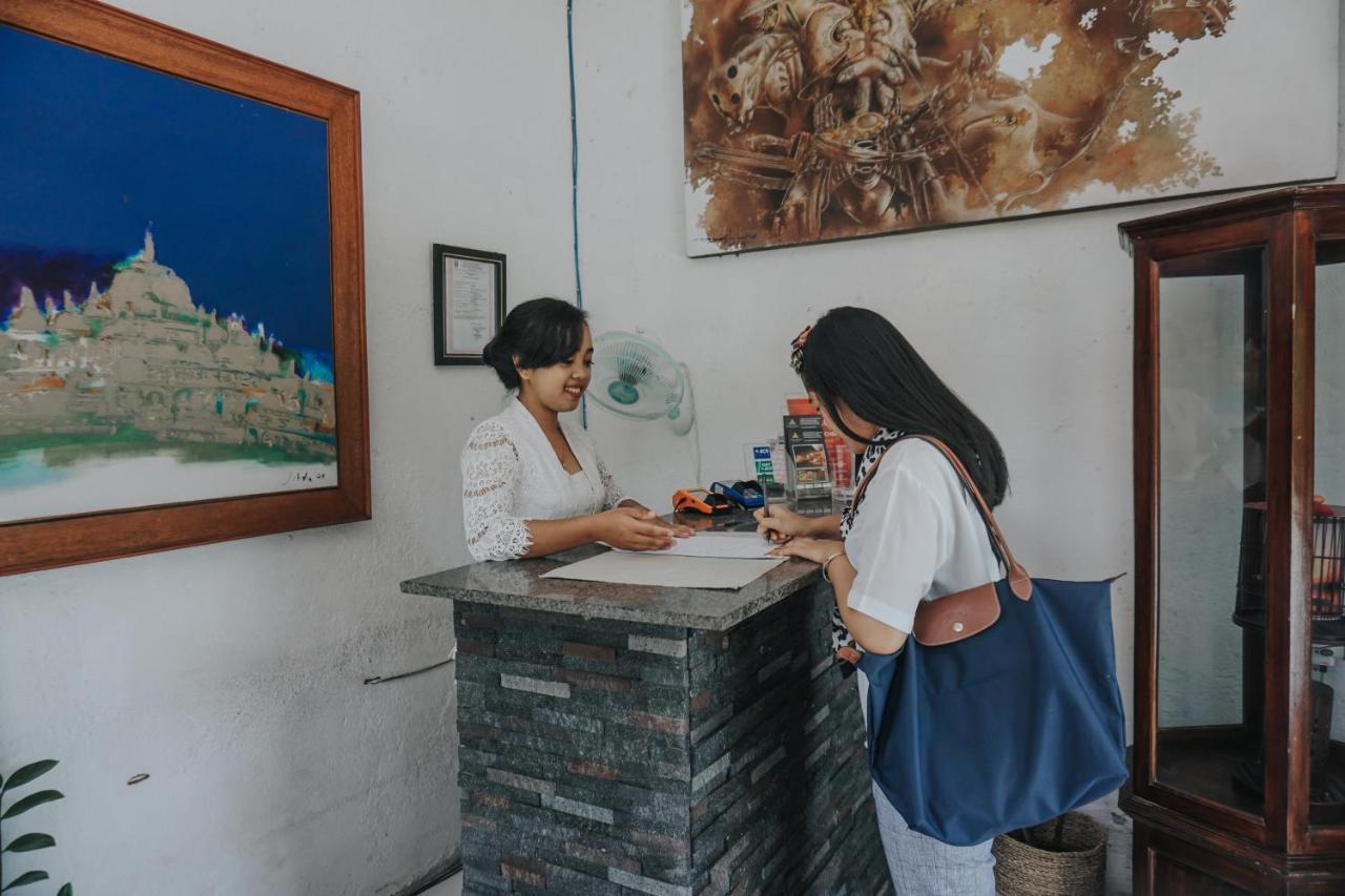 Cempaka Borobudur Guest House Magelang Extérieur photo